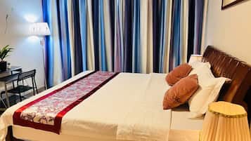 1 bedroom, iron/ironing board, Internet, bed sheets