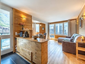 Interior - Spacious apartment at the slopes, pets allowed, WiFi included (Val-d'Isère)