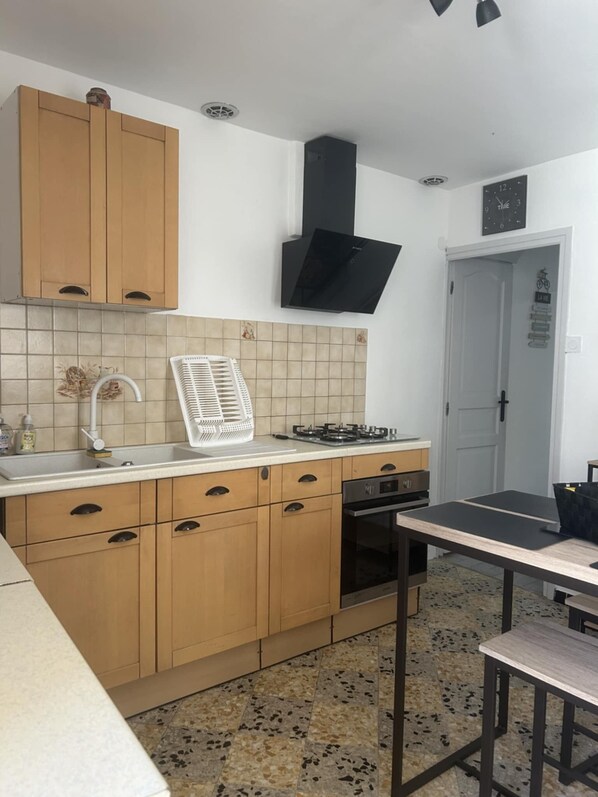 Microwave, oven, stovetop