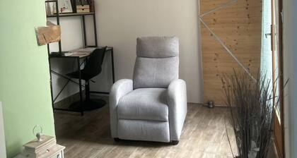 T2 in charming Ardèchois village