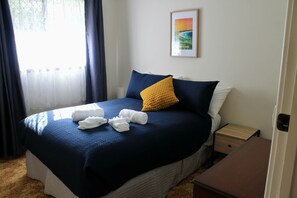 3 bedrooms, iron/ironing board, free WiFi, bed sheets