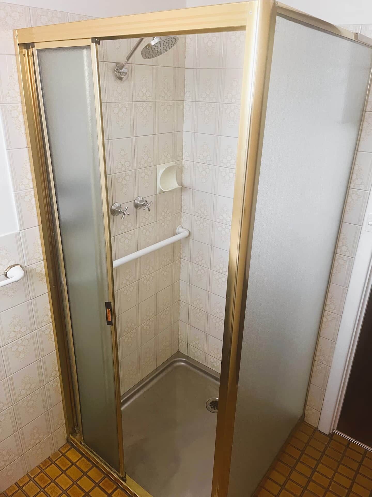 Hair dryer, towels