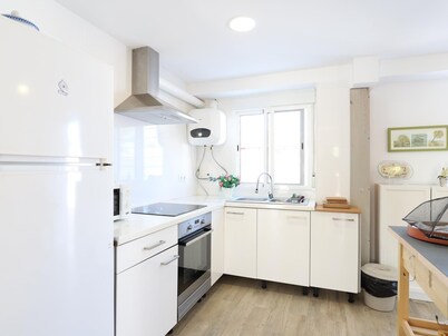 Villa 200m vom Strand mit Garten und Gemeinschaftspool