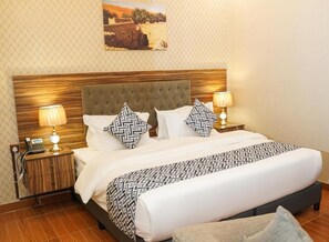 Standard Apartment, 2 Bedrooms | Minibar, desk, free WiFi, bed sheets