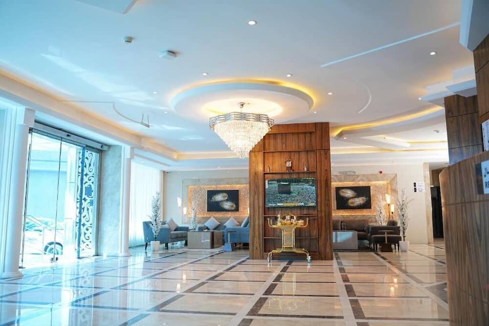 Palette Luxury Credi Hotel
