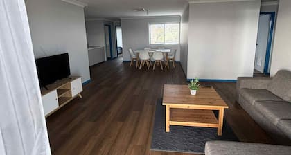 Atlantis Apartment - Spacious apartment in Two Rocks