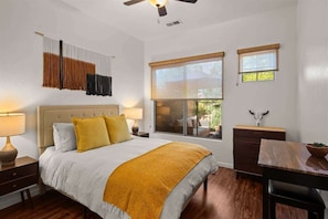 2 bedrooms, desk, iron/ironing board, free WiFi