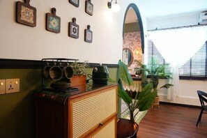 Interior - Old Time (Tawau)