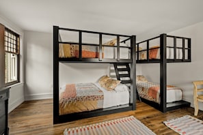 6 bedrooms, iron/ironing board, travel cot, free WiFi