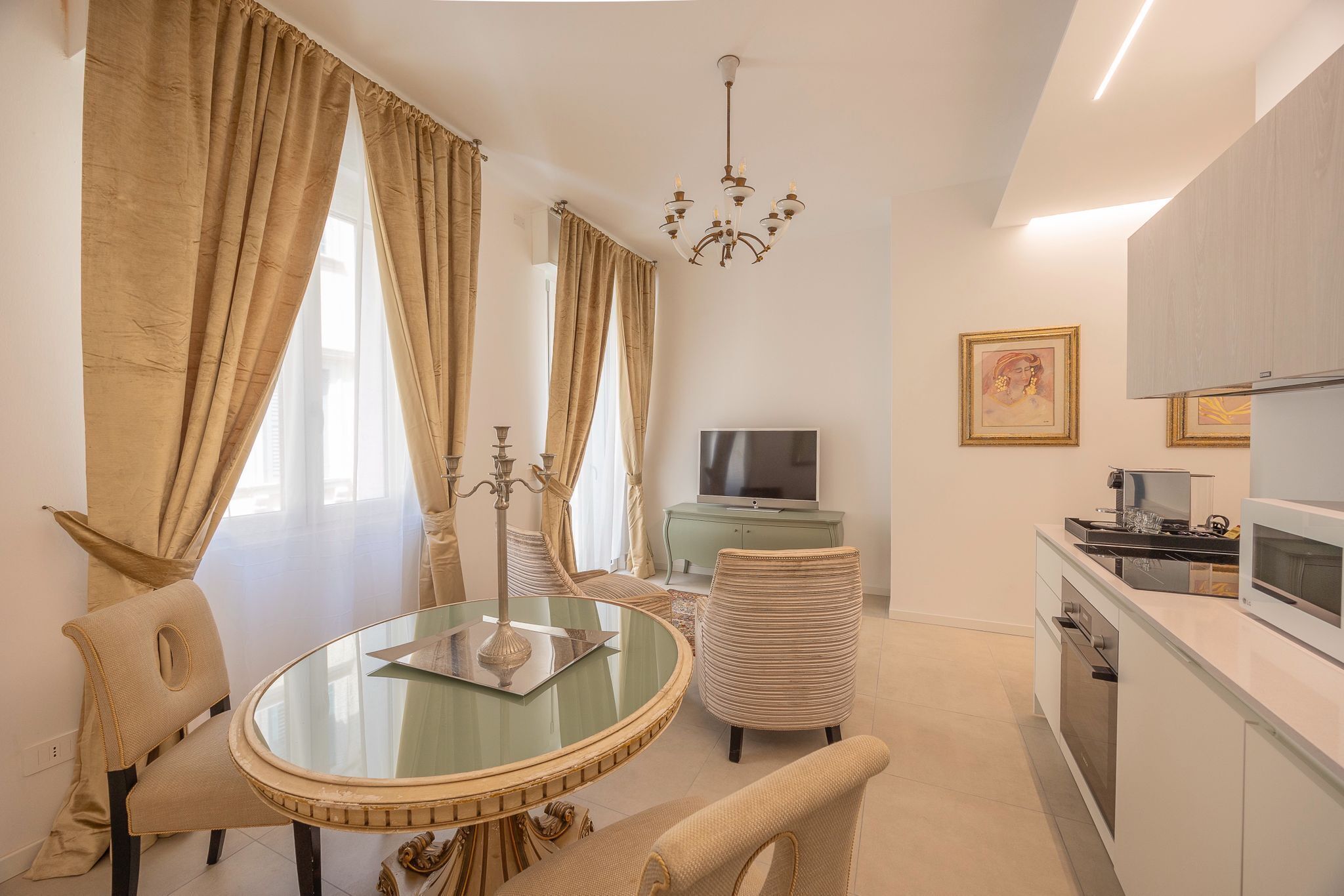 Suite Premium, balcon, vue ville | Coin séjour