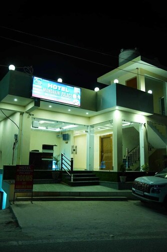 Hotel Mandakini Palace