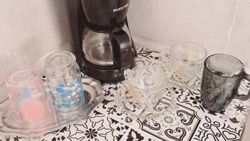 Kaffee und/oder Kaffeemaschine