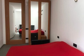 1 bedroom, Internet, bed sheets - Mergozzo Beach Riviera (Mergozzo)