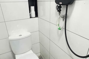 Artículos de tocador gratuitos, bidet