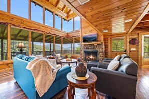 TV, fireplace