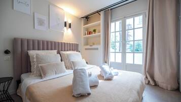 Apartamento | 1 quarto, espaço de trabalho para notebook