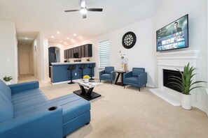 Smart-tv en een open haard