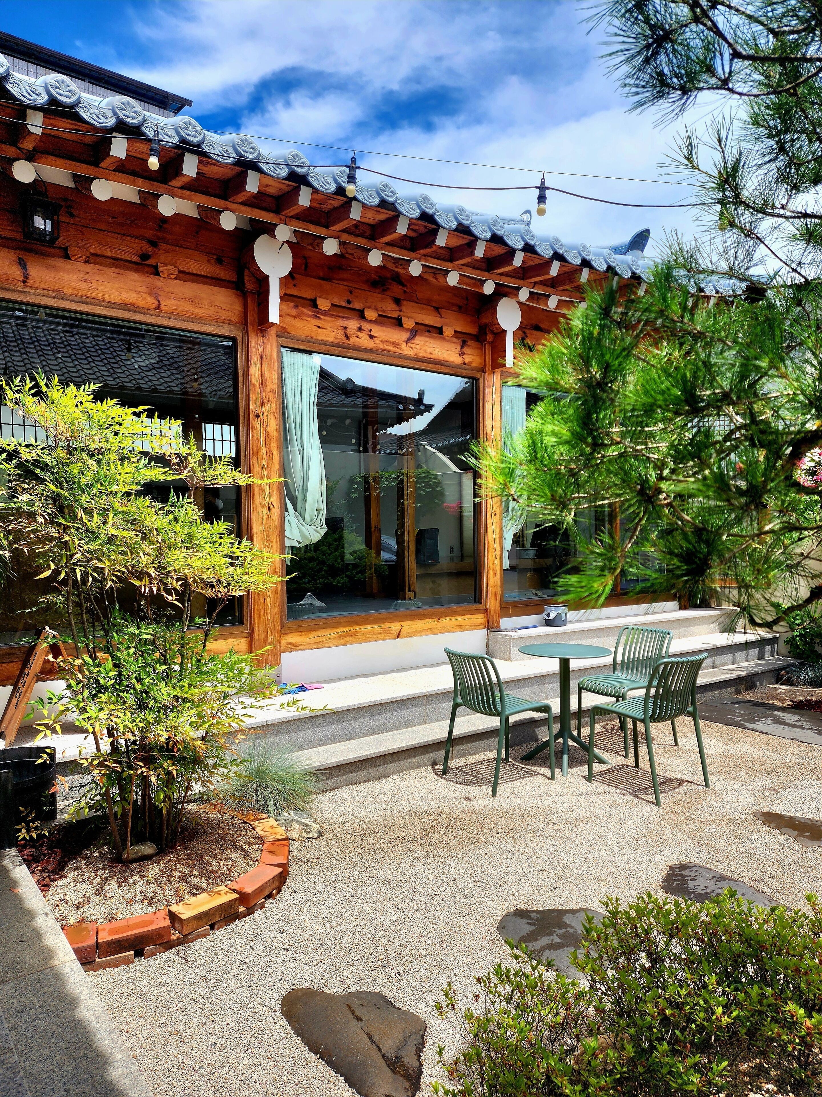 Classic House, Courtyard View | Terrace/patio