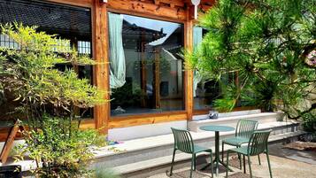 Classic House, Courtyard View | Terrace/patio