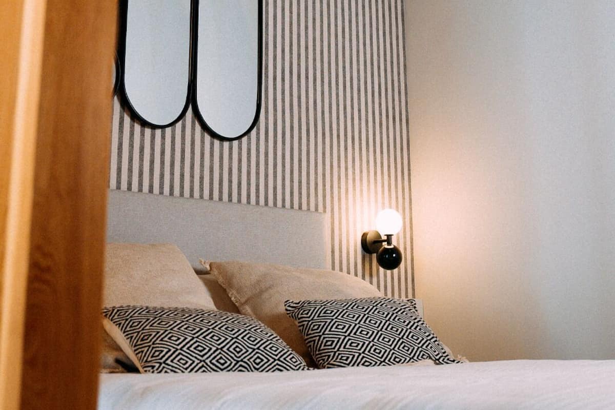 Luxury-Studio, Stadtblick | Verdunkelungsvorhänge, Bügeleisen/Bügelbrett, kostenloses WLAN