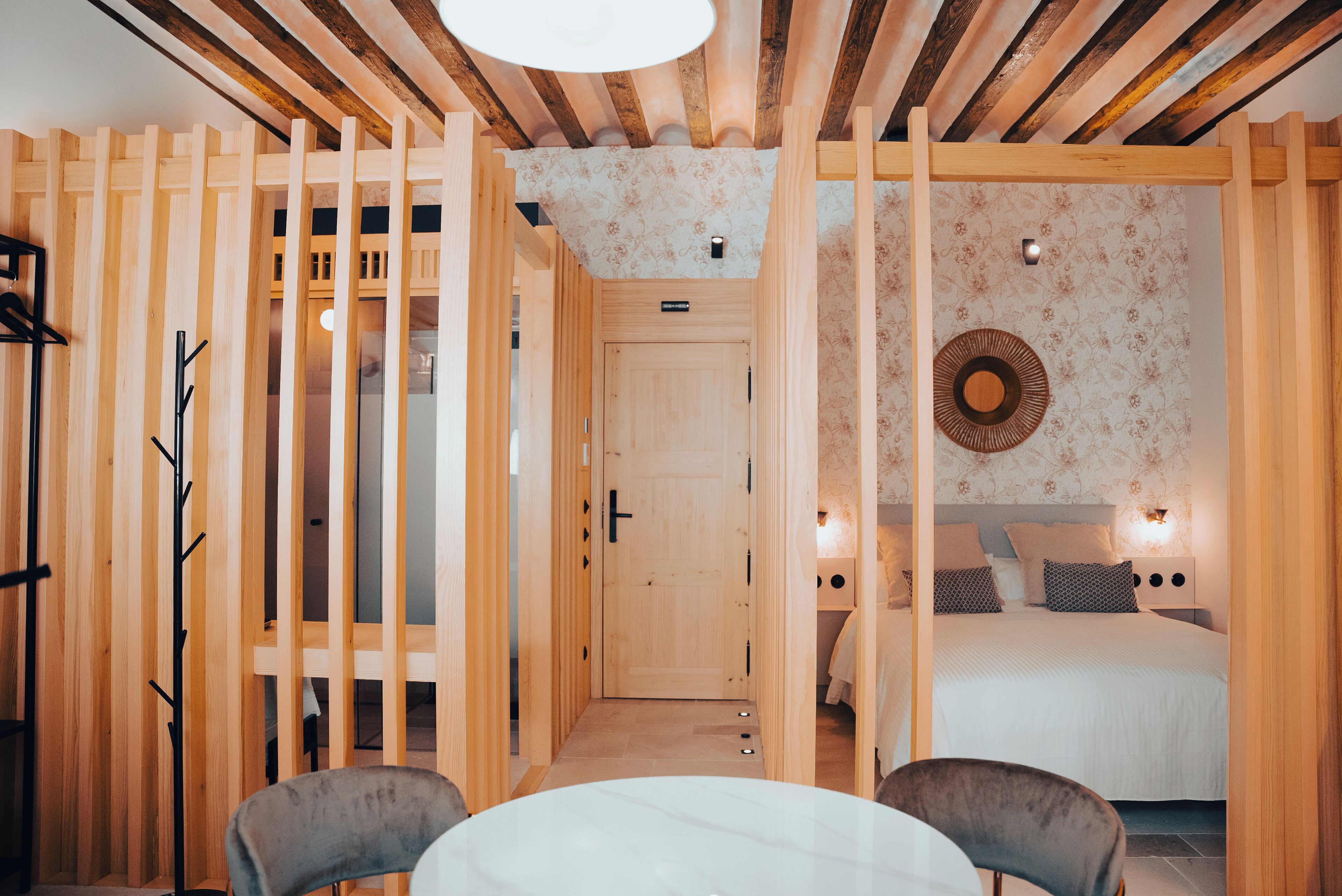 Luxury Studio Suite, City View | Premium bedding, down comforters, memory foam beds