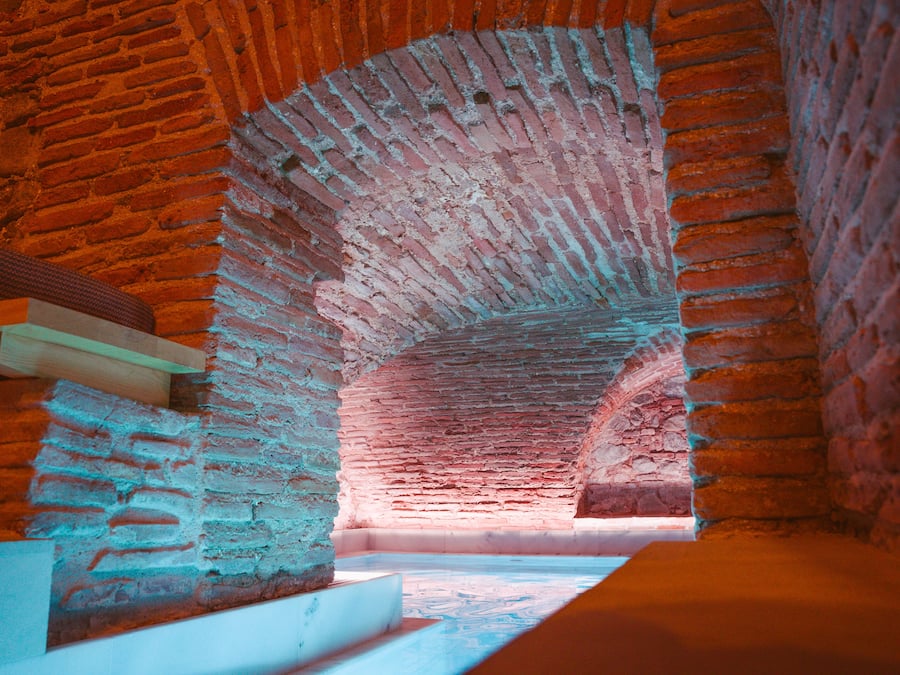 غرف معالجة الأزواج، جلسات تدليك