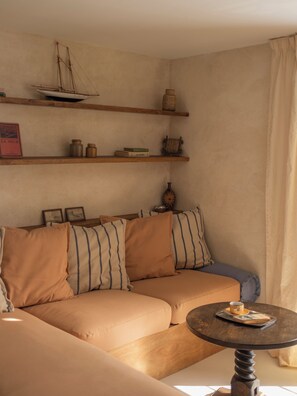 Smart TV, books - Newly renovated sea view apartment in Saint Cado (Belz)