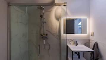 Apartment, 2 Bedrooms | Bilik Mandi