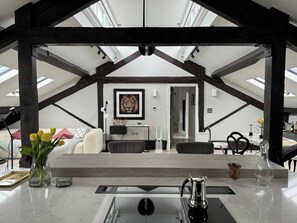 Living room - Luxury Penthouse St Chads Snowhill (Birmingham)
