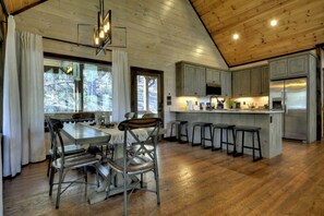 Unclassified image, 5 of 47, button