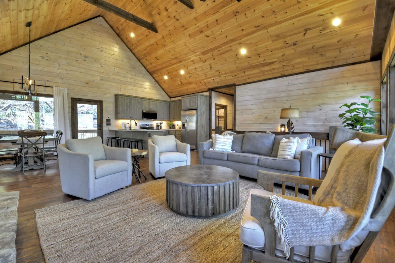 TV, fireplace, video games, offices