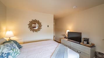 1 habitación, tabla de planchar con plancha, wifi gratis y ropa de cama