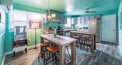 Double Queen Room | Ocean Glass Inn | Free Parking & Daily Breakfast