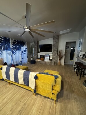 Interior - Grand Sand Riverfront, private beach & boat dock (Parker)