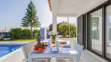 Villa (3 Bedrooms) | Extérieur