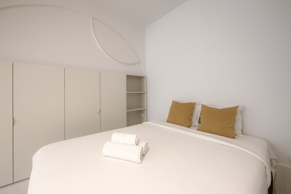 1 室のベッドルーム、ベッドシーツ