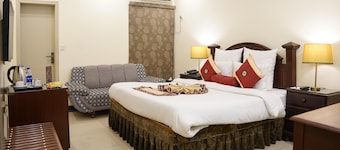 The Monterey Grand Hotel
