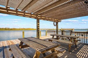 屋外ダイニングエリア