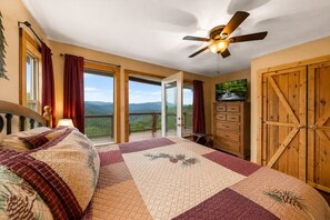 3 bedrooms, Internet, bed sheets - Almost Heaven Too: A Little Slice of Paradise (Sevierville)