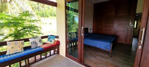 2 bedrooms, iron/ironing board, internet, bed sheets