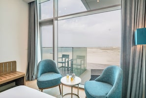 Superior Double or Twin Room, Sea View | Iron/ironing board, free WiFi