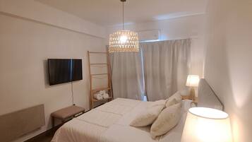 2 chambres, fer et planche Ă repasser, Wi-Fi gratuit, draps fournis