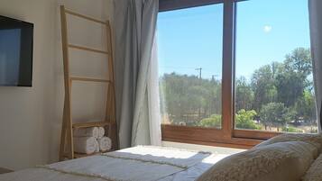 2 sovrum, strykjÀrn/strykbrÀda, gratis wi-fi och sÀngklÀder