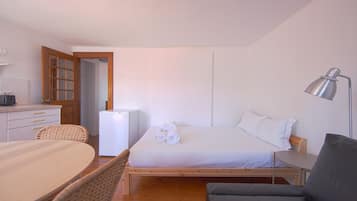 1 quarto, roupa de cama