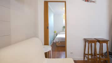 1 dormitori i roba de llit