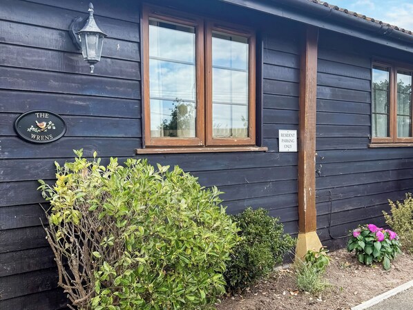 Exterior detail - You’ll love the stylish step-free layout and peaceful countryside setting. (Stoke St. Gregory, near Taunton)
