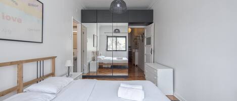 2 makuuhuonetta, vuodevaatteet