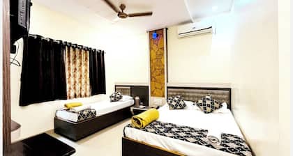 Shirdi Hotel Sai B Residency