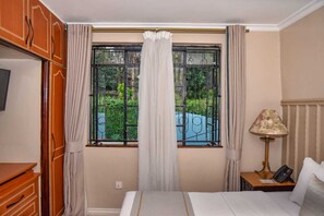 1 chambre, fer et planche à repasser, Wi-Fi, draps fournis