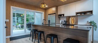 Ski In/Ski Out Spa, Babyfoot | Le Chouette Chalet